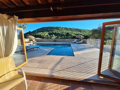 Villa Marco-all day sun at this happy villa with heated pool-le castellet- heated swiming pool-holiday rental-var-holiday home- location saisonniere-8 people-pool house
