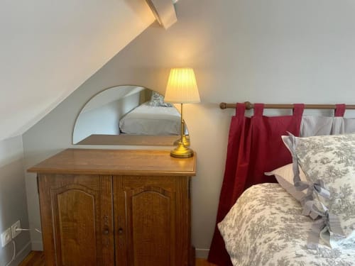 Family room in Maison Montcharmont for 3 people, bright and comfortable space