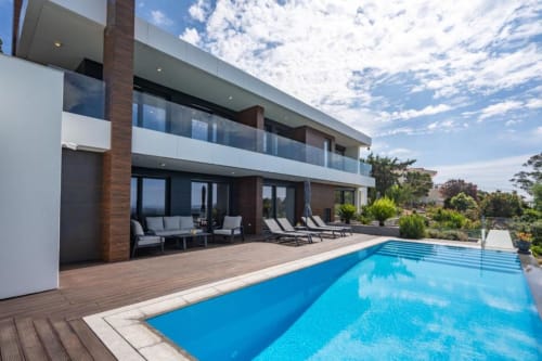 Villa moderna Casa Da Colina com piscina privada, terraço e vista para o mar em Caldas De Monchique, Portugal