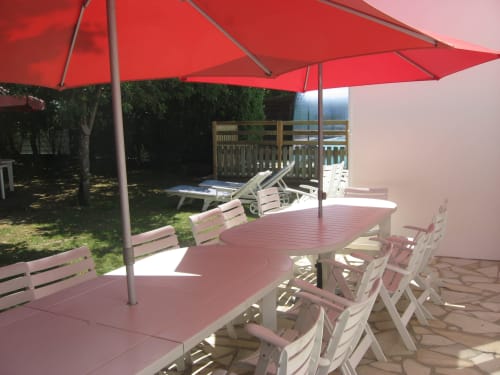 terrasse vue jardin et piscine  gîte les Dunes Saint-Jean-de-Monts