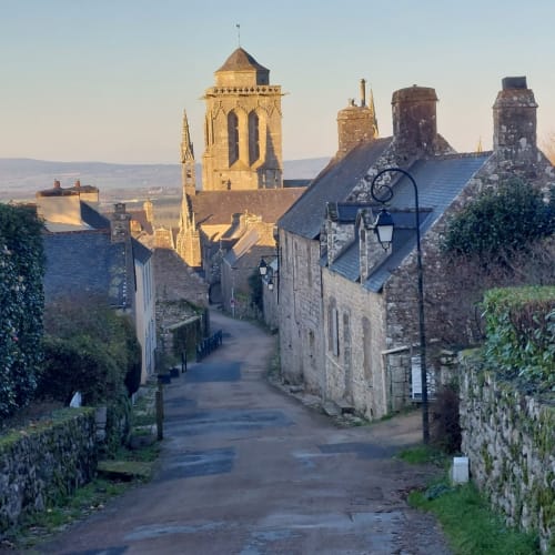 Locronan typical Breton village bed and breakfast Finistère