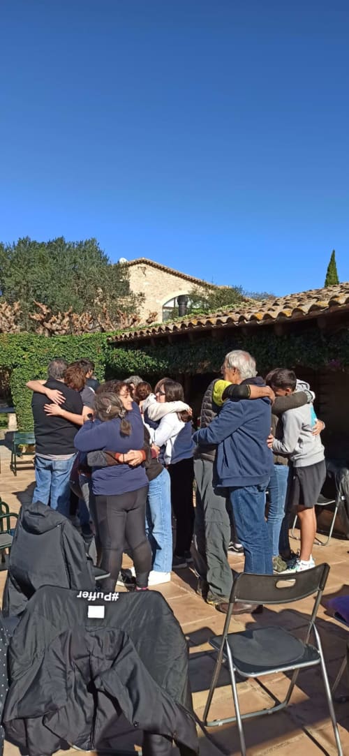 Mindfulness, yoga, meditación, duelo, bodas, encuentros familias, amigos, reunión empresa, cumpleaños adultos, cumpleaños niños, crecimiento personal, 
ioga, meditació, dol, casaments, trobades famílies, amics, reunió empresa, aniversari adults, aniversari nens, creixement personal,Mindfulness, yoga, meditation, grief, weddings, family gatherings, friends, company gatherings, adult birthdays, children's birthdays, personal growth,
Achtsamkeit, Meditation, Trauer, Hochzeiten, Familienfeiern, Freundeskreise, Firmenfeiern, Geburtstage von Erwachsenen, Kindergeburtstage, Rebirthing, persönliches Wachstum, 
Pleine conscience, méditation, deuil, mariages, réunions de famille, amis, réunions d'entreprise, anniversaires d'adultes, anniversaires d'enfants, croissance personnelle,

