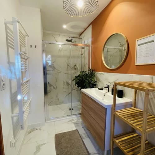 salle de bains 2 avec douche à l'italienne maison 4