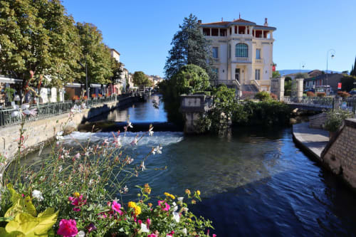 Isle sur la sorgue suite romantique Olive Sacrée France Provence Cabannes