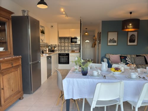 Vue d'ensemble pièce à vivre maison 1