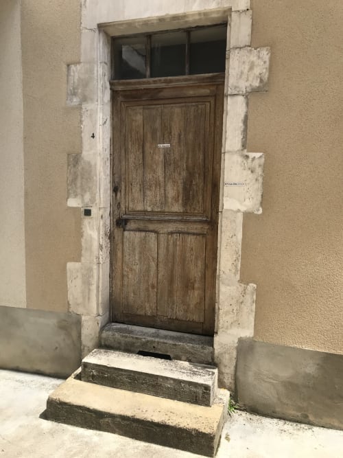 Porte d'entrée de l'appartement