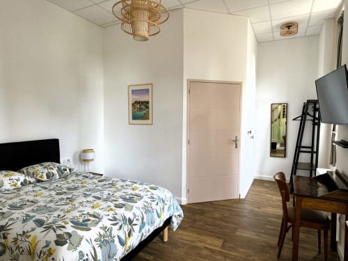 Chambre Anatole, spacieuse et chaleureuse, accessible PMR au rez-de-chaussée, Auberge Ti'gousket, Guingamp