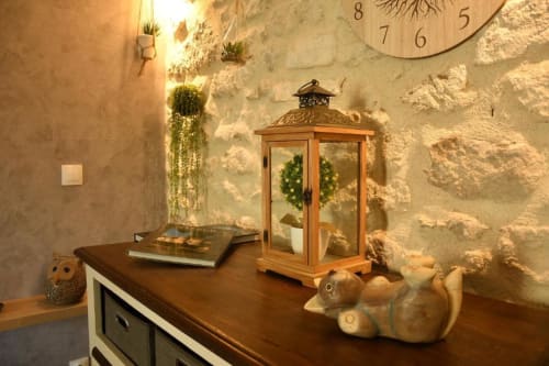 Séjour en Meuse près de Verdun, Grand Est. Gites au logis des chouettes à Chatillon-sous-les-côtes. Pour un séjour Nature et bien-être avec jacuzzi et salle de jeux. Fête de la MIrabelle à Metz, Enenevol à Chambley, Luxembourg, lac de Madine, Nancy. Location de vacances. Vacances en famille. EVJF. Meublé de tourisme près de Verdun de 2 à 10 personnes. Séjour en Meuse près de Verdun et des champs de bataille. Ossuaire et Mémorial de Douaumont. Voie verte Verdun, cyclotourisme Verdun. MET Festival. Gite de la Chevêche à Chatillon-sous-les-côtes près de Verdun