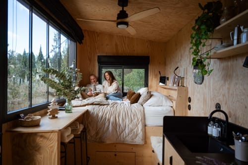 Logement insolite. Pépiite. Lodge romantique en Provence. 