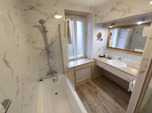 Bathroom family room Pavillon Saint Martin Souillac