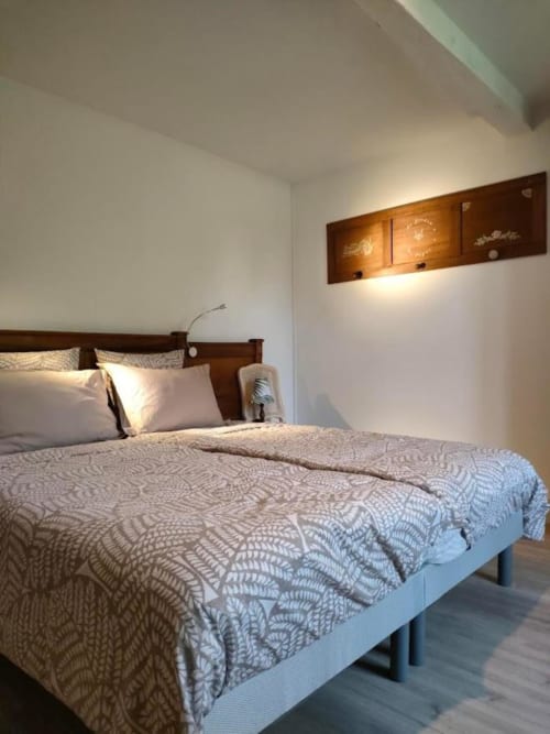 lit king size campagne chambre d'hôtes