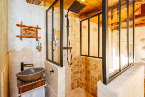 chambre d'hôtes de charme, château, brionnais, charolais, table d'hôtes, piscine, espace bien-être, calme, repos, détente, patrimoine historique, jardin zen, hôtel, tourisme, sud-brionnais, voitures anciennes, randonnées, La Clayette, Varennes-sous-Dun, 