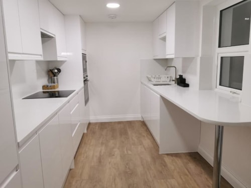 Equipped kitchen in seasky appartment - four bedroom house in Portland