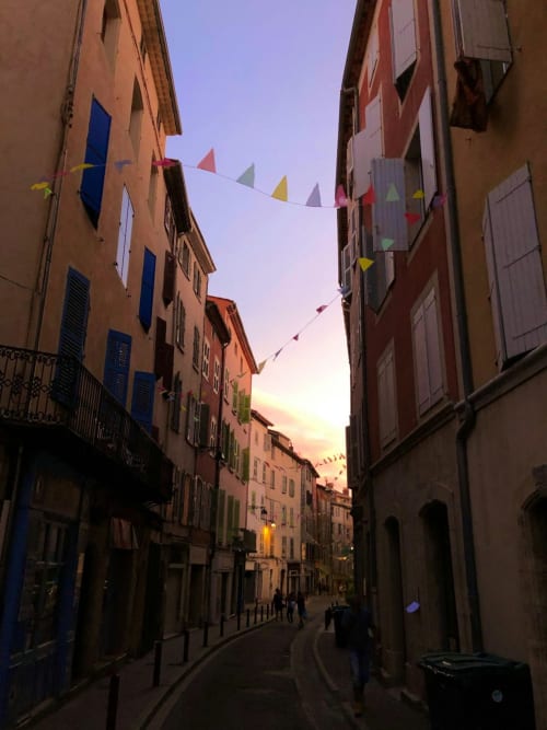 Logement insolite. Pépiite. Saint Rémy de Provence