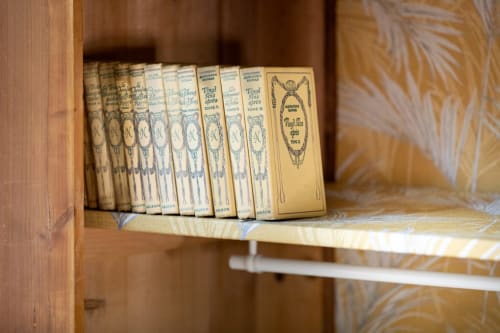 Découvrez notre épicerie & traiteur à Le Pied de la Lettre à GRIGNAN. Savourez des saveurs authentiques et des produits de qualité. Visitez-nous dès aujourd'hui!