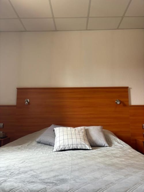 Pillow | Bed | Headboard