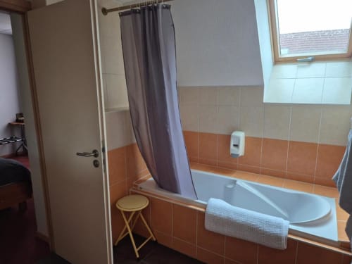Bath tub | Window | Bathroom | Curtain 