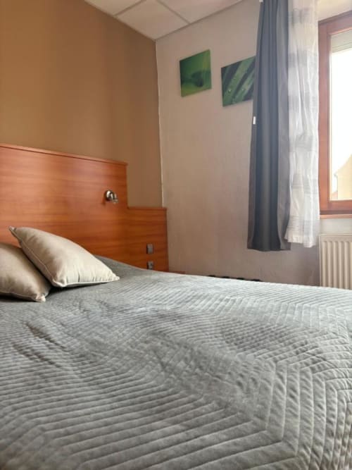 Bed | Pillow | Sheet | Window