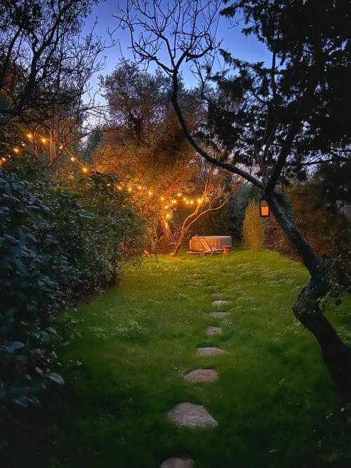 jardin avec jacuzzi