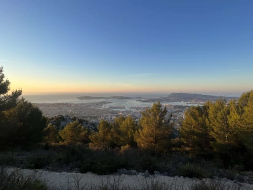 vue panoramique - randonnées a Toulon