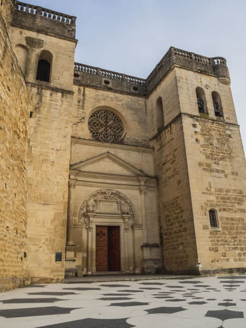 Découvrez notre épicerie & traiteur à Le Pied de la Lettre à GRIGNAN. Savourez des saveurs authentiques et des produits de qualité. Visitez-nous dès aujourd'hui!