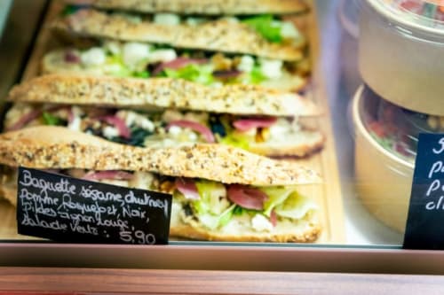 Découvrez notre épicerie & traiteur à Le Pied de la Lettre à GRIGNAN. Savourez des saveurs authentiques et des produits de qualité. Visitez-nous dès aujourd'hui!