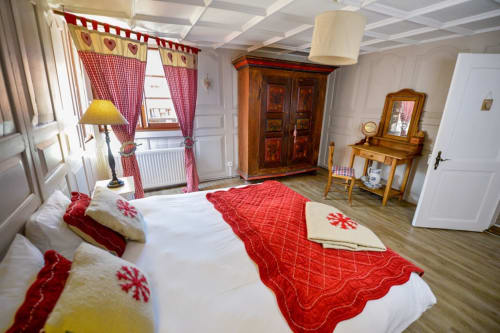 Chambre élégante et confortable du gîte Les Coquelicots à Riquewihr