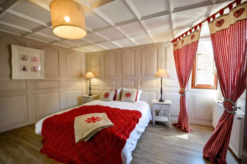 Chambre élégante et confortable du gîte Les Coquelicots à Riquewihr