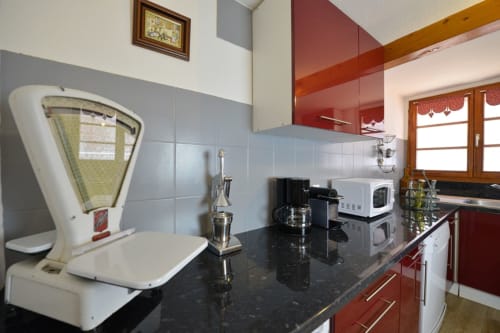 Cuisine équipée moderne du gîte Les Coquelicots à Riquewihr
