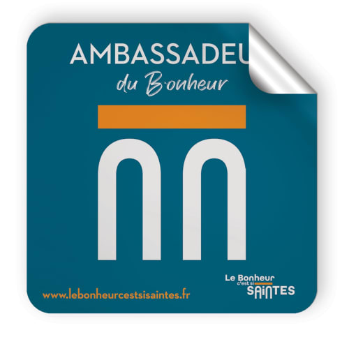 Marie-Pascale, country guide, is an ambassador of Saintes and its agglomeration through the brand "Happiness is so Saintes"