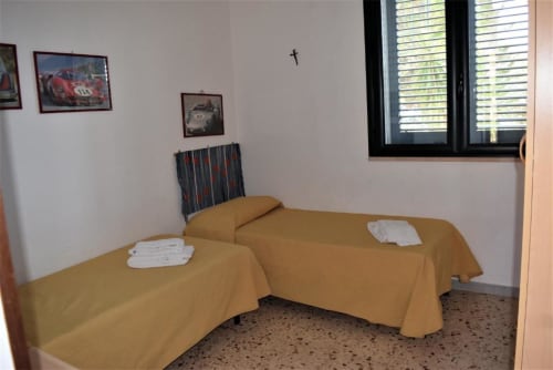 camera con due letti singoli