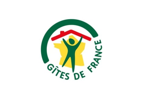 Logo Gites de France du Domaine des Thomins Maison d'hôte Cisai Saint-Aubin Hôtel Gacé
