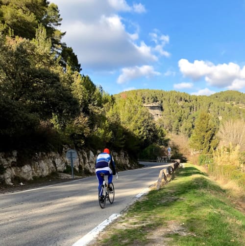 Bienvenue à Charm'In Provence, un havre de paix à Saumane-de-Vaucluse. Découvrez nos charmants hébergements et services.