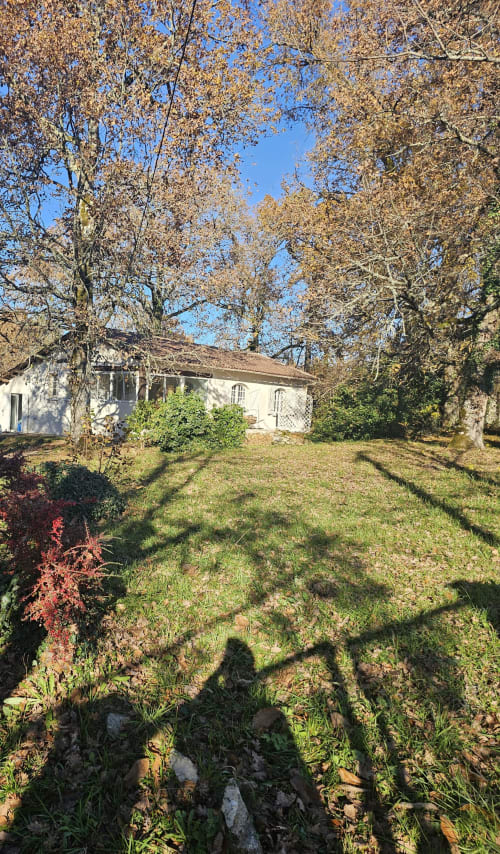 Parc privé arboré de 4000m² – Villa L'Insolente love room Nuits d'Audace Bergerac