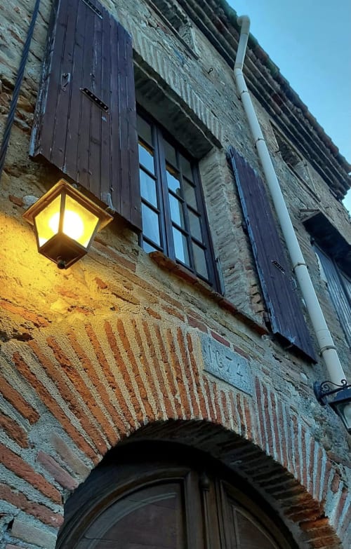 Hôtel | luxe | haut de gamme |  Spa | bien-être | privé | historique | Retraite | seminaire | zen | tranquille | évasion | romantique | calme | accueil | chaleureux | personnalisé | authentique | typique | discret | Atmosphère | apaisement | sérénité | Expérience | unique | historique | Luxe | calme | sérénité | apaisement | confort | espace | arbres | patios | bassin | terrasse | petit déjeuner | soleil | bain | bronzage