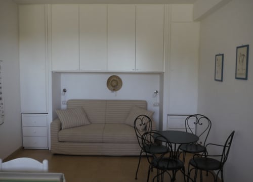 divano letto nel tinello
