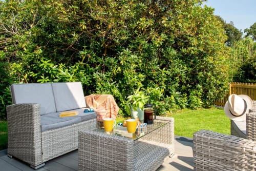 Tables and chairs | Hat | Trees | Balcony |Sky

