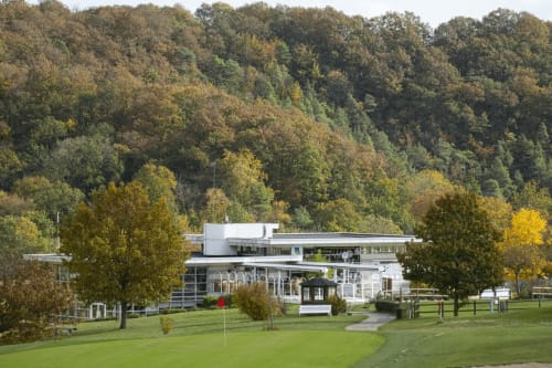Golf d'Evreux où l'on peut aller jouer  au départ du Domaine des Thomins Maison d'hôte Cisai Saint-Aubin Hôtel Gacé