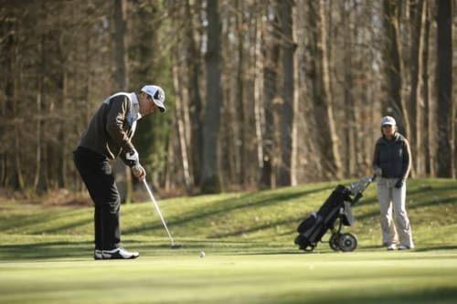 Golf du Champ de Bataille où l'on peut aller jouer  au départ du Domaine des Thomins Maison d'hôte Cisai Saint-Aubin Hôtel Gacé