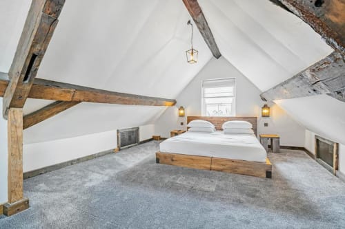 Quirky & Modern Minimalist Stay in Prime Chester Location | Stylish Rental