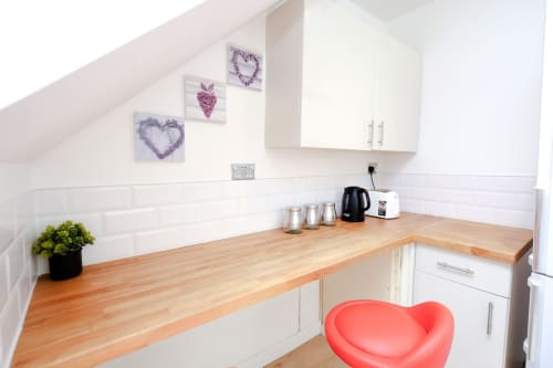 Cozy & Fully Equipped Rental Home in Middleton, UK – Prime Location Near Manchester