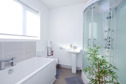 Cozy & Fully Equipped Rental Home in Middleton, UK – Prime Location Near Manchester
