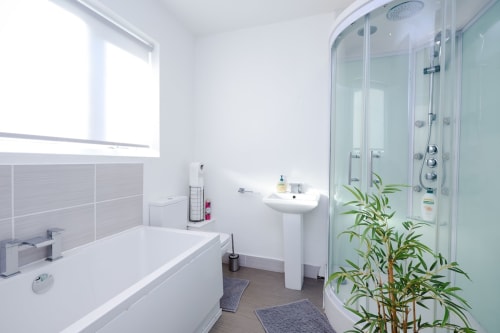 Cozy & Fully Equipped Rental Home in Middleton, UK – Prime Location Near Manchester