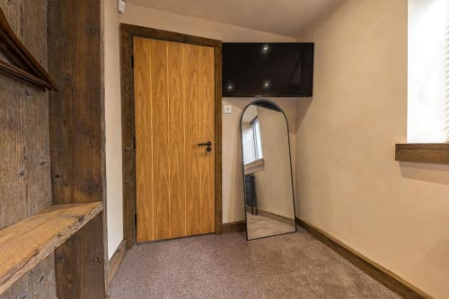 Quirky & Modern Minimalist Stay in Prime Chester Location | Stylish Rental
