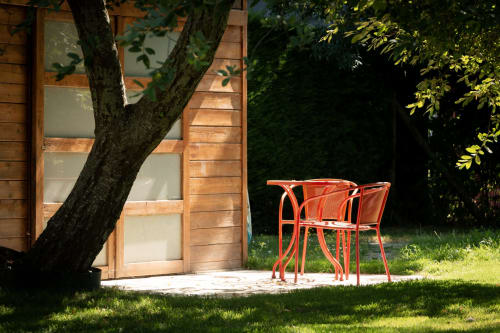 hôtel, puy du fou, gite, chambre d'hôtes, hébergement, les herbiers, détente dans le jardin paysagé du domaine