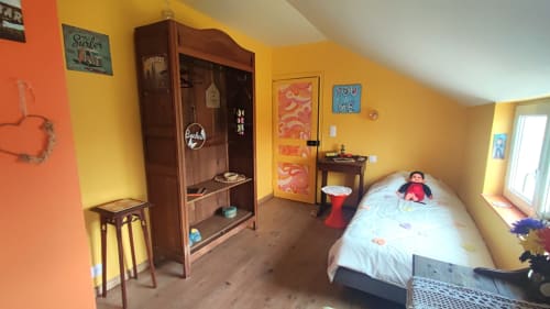 Flower Power années 70 hippie chambre d'hôtes 3 personnes Comme chez Louise Plestin-les-Grèves cotes d'Armor Bretagne