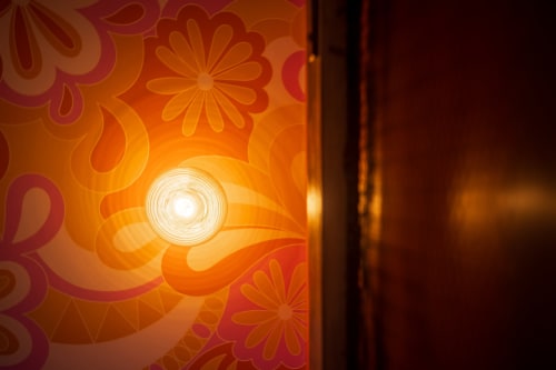 Flower Power années 70 hippie chambre d'hôtes 3 personnes Comme chez Louise Plestin-les-Grèves cotes d'Armor Bretagne