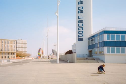 Le Havre, Auguste Perret et la reconstruction de la ville du Havre. Ville classée au patrimoine mondial par l'Unesco. Le Havre est une ville de croisières avec ses paquebots faisant escale. Abbaye de graville. l'hotel Dubocage de bléville. Le muséum d'histoire naturelle. La maison de l'armateur. L'appartement témoin. L'église Saint-Joseph. Le volcan. Les docks. La porte océane.