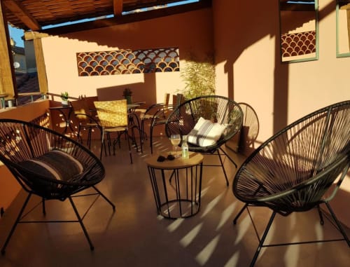 terrasse chambre avec terrasse derriere la place des lices decoration  hotel centre ville 