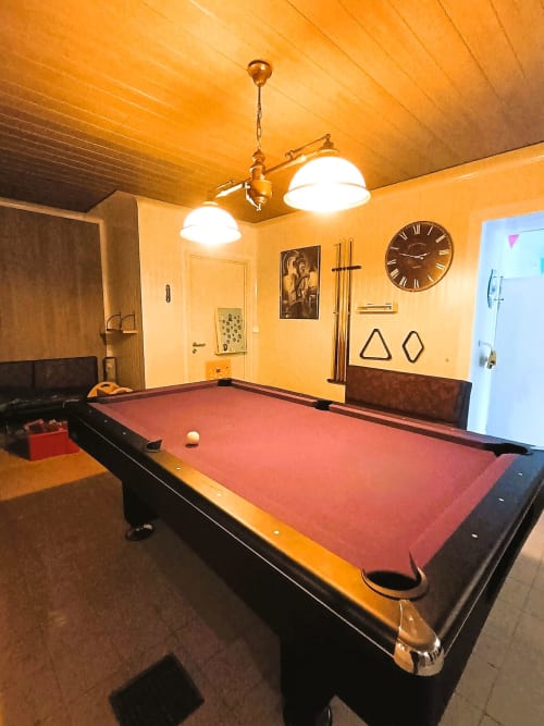 Gites au logis des chouettes en Meuse, près de Verdun, Metz, Nancy, pour un séjour Nature et bien-être avec jacuzzi et salle de jeux. Fête de la MIrabelle, Enenevol Chambley, Luxembourg, lac de Madine. Location de vacances. Vacances en famille. EVJF. Meublé de tourisme près de Verdun de 2 à 10 personnes. Séjour en Meuse près de Verdun et des champs de bataille. Ossuaire et Mémorial de Douaumont. Voie verte Verdun, cyclotourisme Verdun